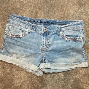 EUC light wash jean shorts size 12/ 31